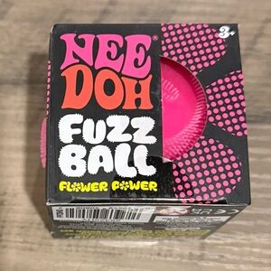 NeeDoh Fuzz Ball Flower Power - Bright Pink